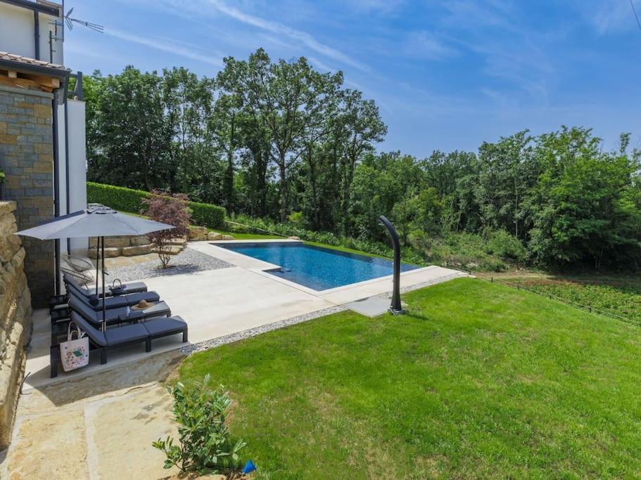 Rokvilla Motovun Luaran gambar