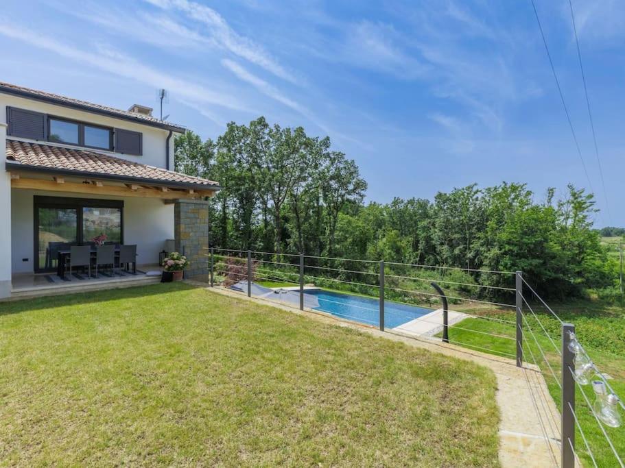 Rokvilla Motovun Luaran gambar