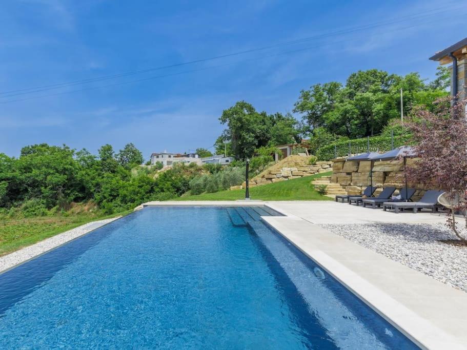Rokvilla Motovun Luaran gambar