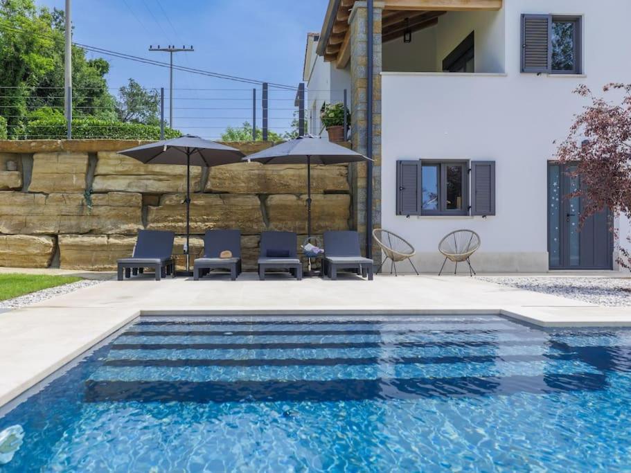 Rokvilla Motovun Luaran gambar