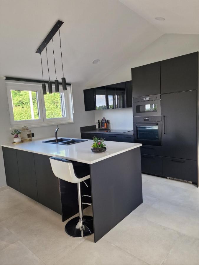 Rokvilla Motovun Luaran gambar